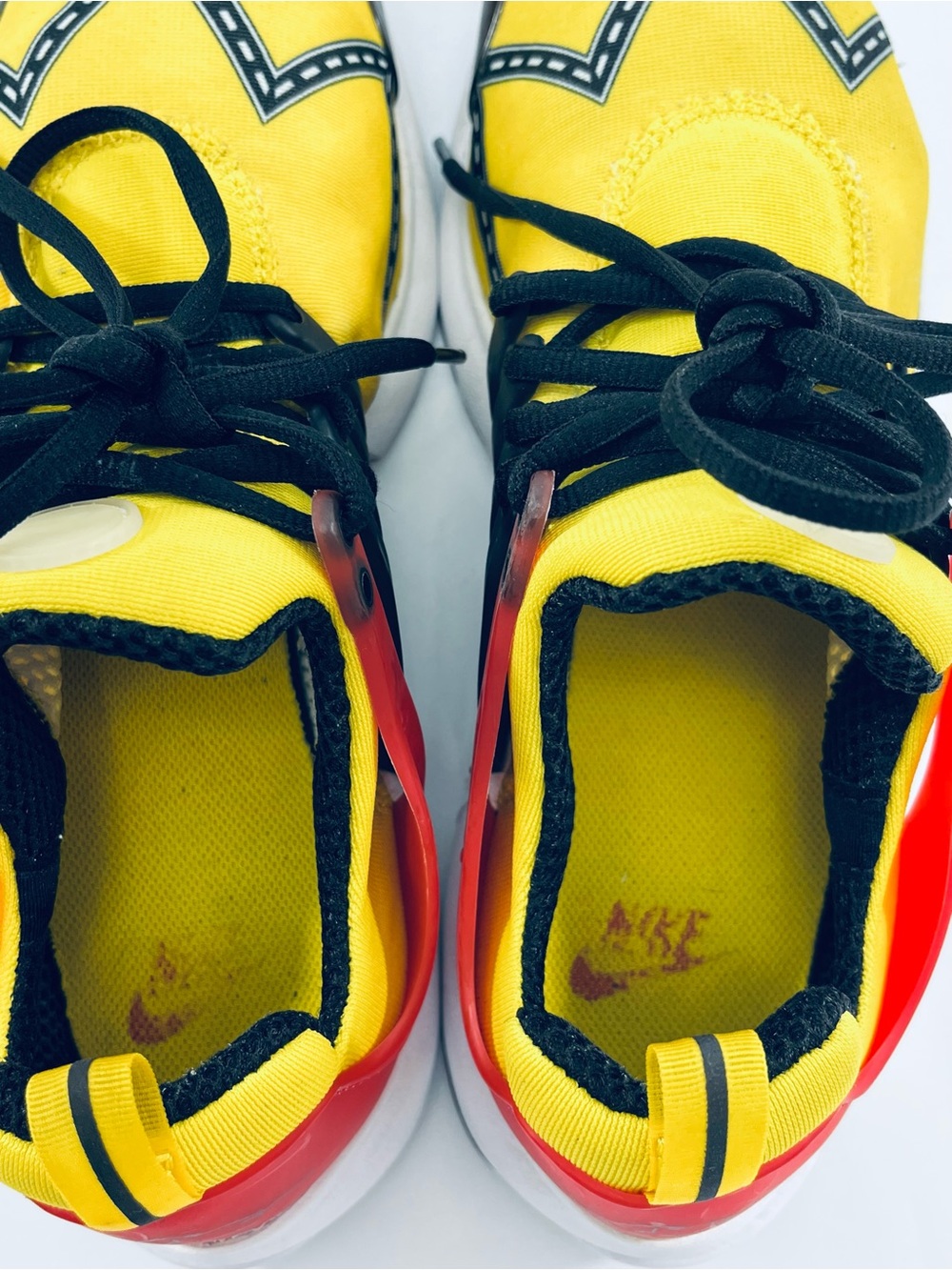 Nike Air Presto Road Race CT3550-700 Yellow Red Black Men’s :9Athletic Sneakers - Picture 14 of 16